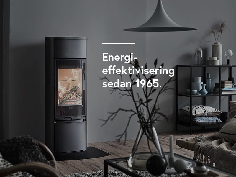 Svart Contura 890G Style i ett grått rum