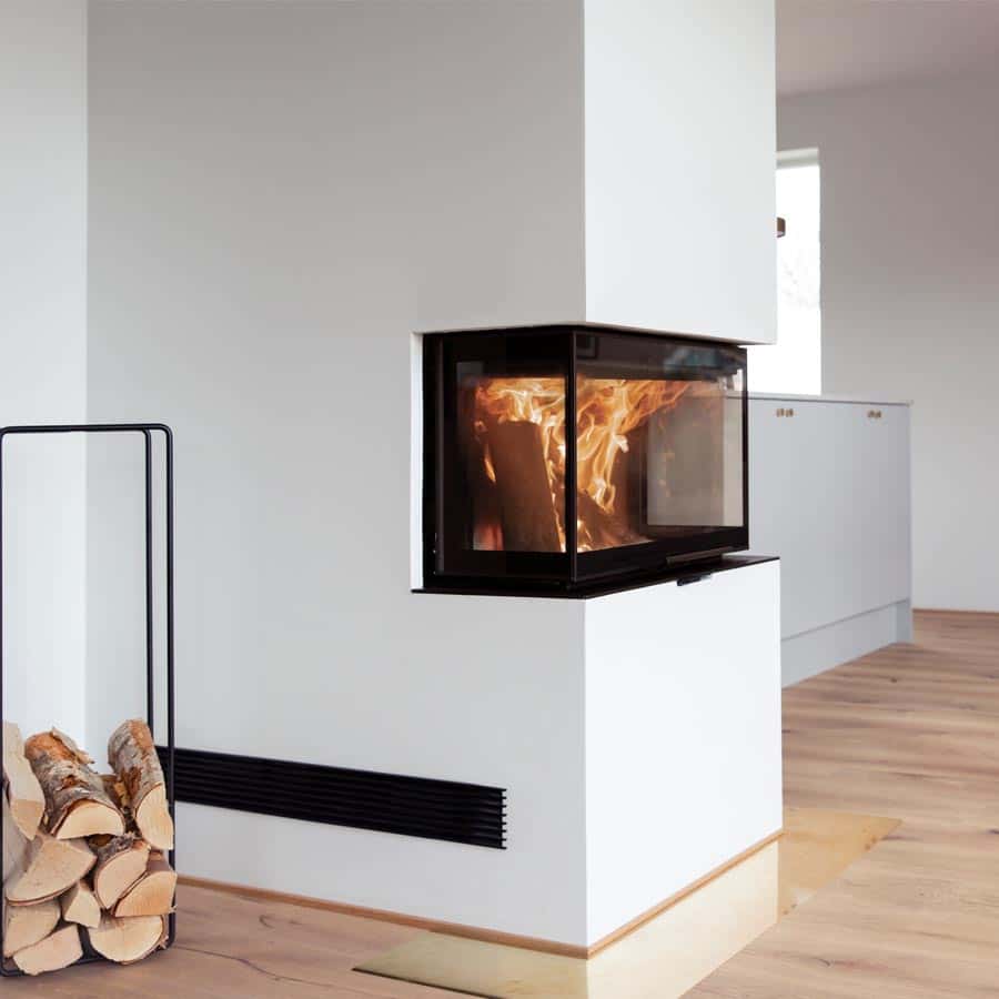 Design your own fireplace with a Contura i50